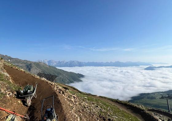 Manutenzione di trail d'alta quota a Fiss